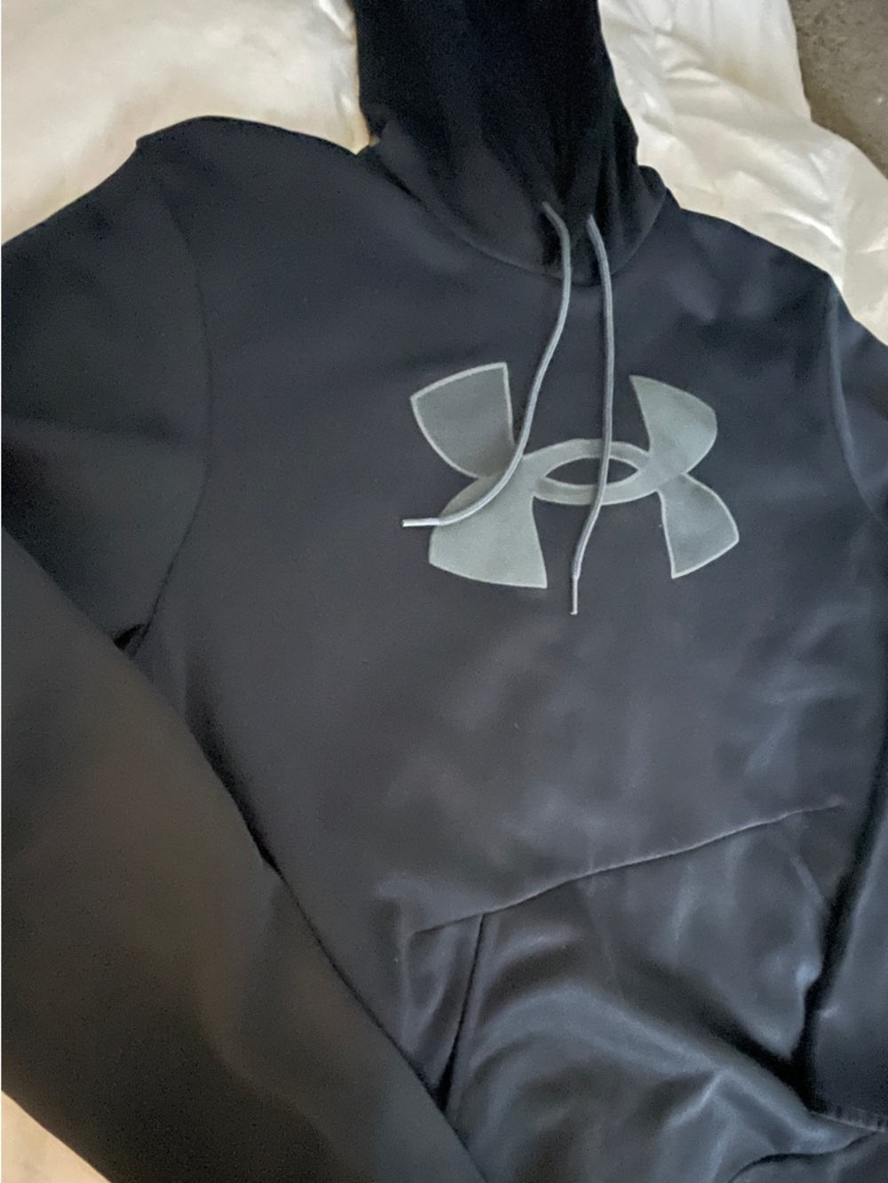 Under Armour Black Hoodie Mens Size Medium Like New